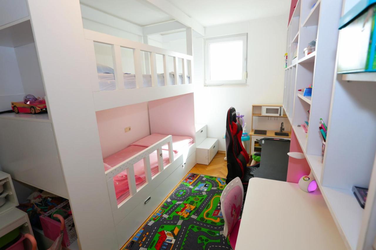Luxury Family Apartment Omis Ngoại thất bức ảnh